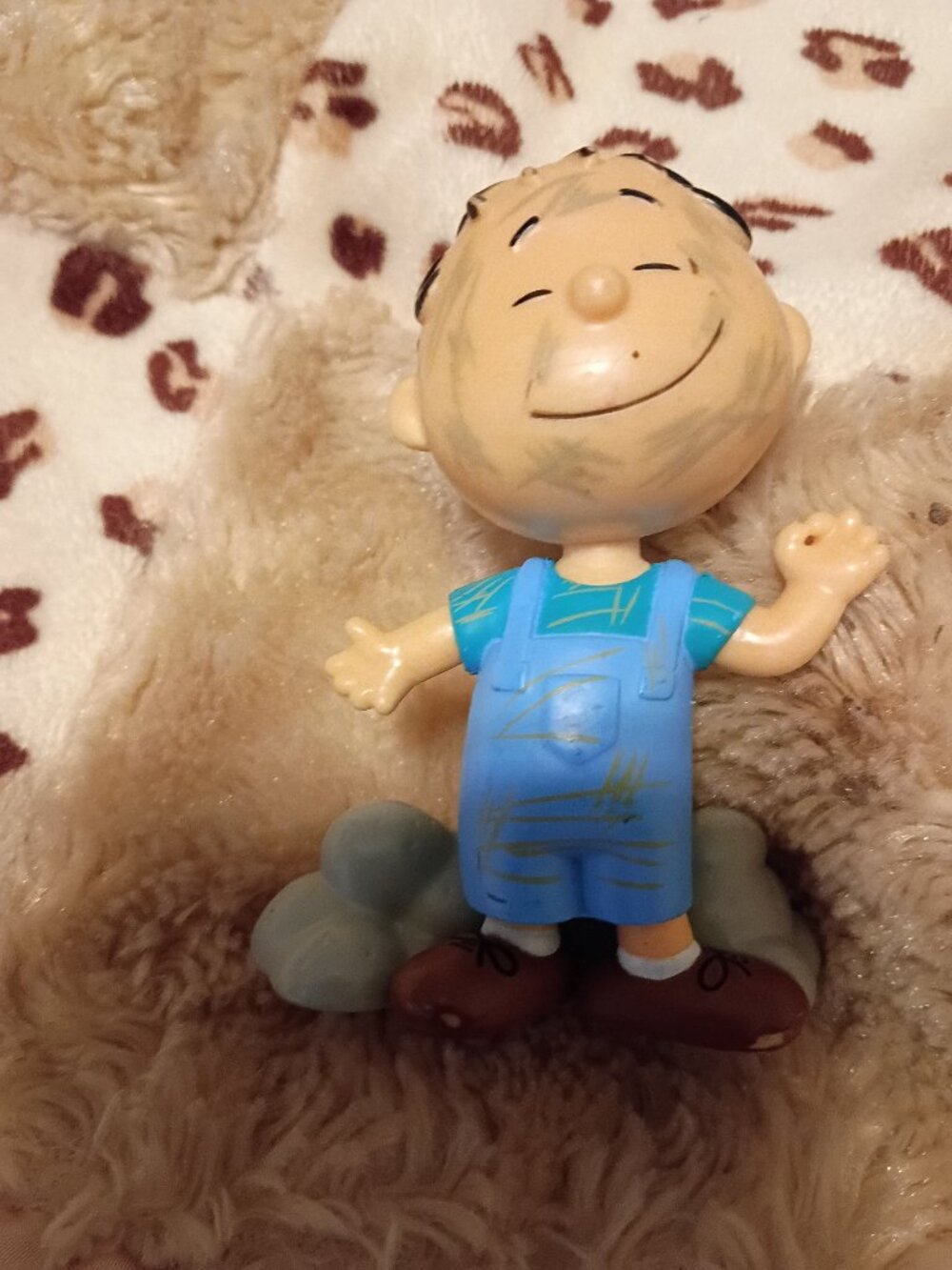 Peanuts Pigpen toy figure
